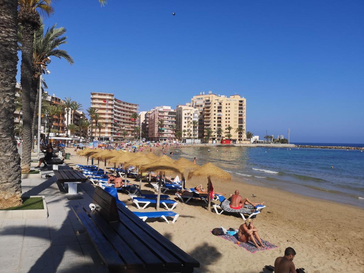 Del Mar 1 Deluxe Apartment Torrevieja Centrum Kültér fotó