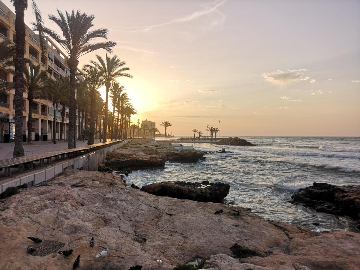 Del Mar 1 Deluxe Apartment Torrevieja Centrum Kültér fotó